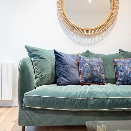 Fully Equipped Duplex With Exterior And Parking ! *